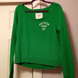 Green cropped sweatshirt/sweater