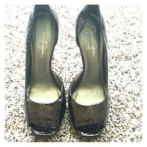 Jessica Simpson Brown Snakeskin Pumps