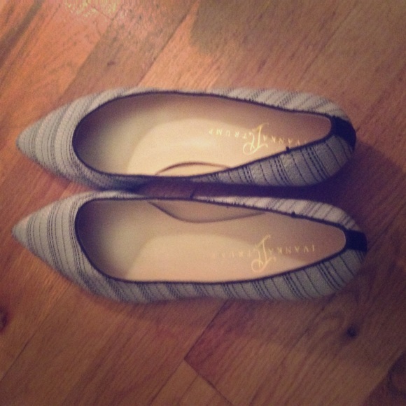 Ivanka Trump Shoes - Ivanka Trump size 9 black and white stripped flats