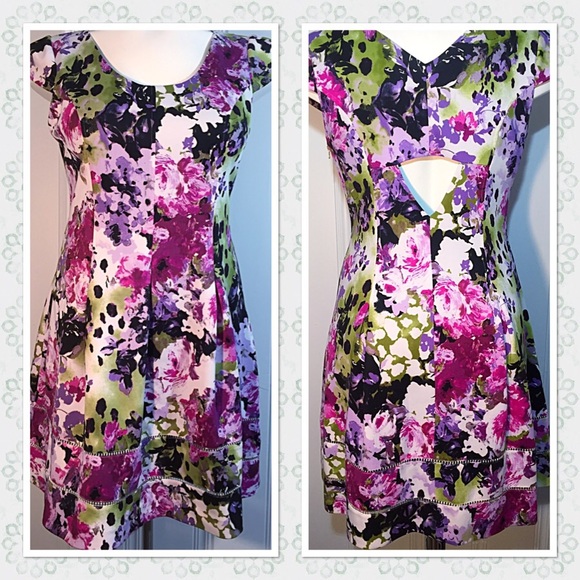 Adrianna Papell Dresses & Skirts - 🎉HP🎉Make Offer -Adrianna Papell Floral Dress-NWT