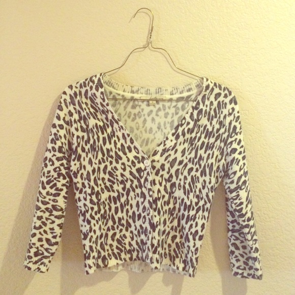 Cropped Leopard Cardigan