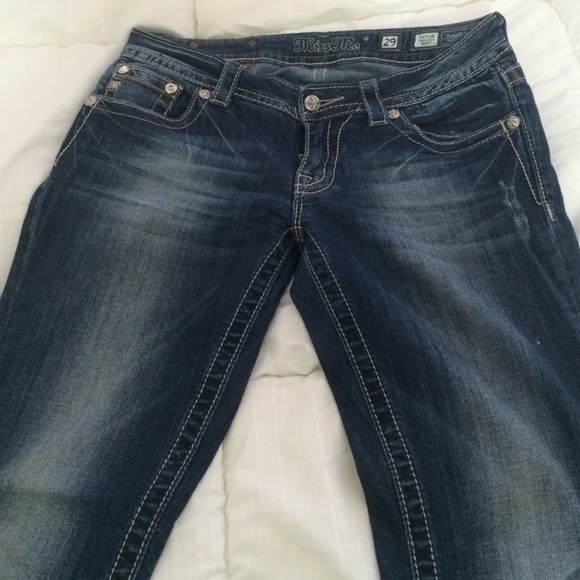 Jeans - Picture 3 of 3