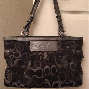 Coach Tote Black & Grey