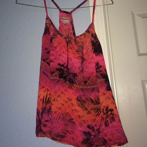 CUTE TANK TOP