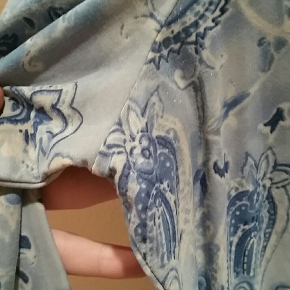 Blue patterned shirt - Picture 2 of 2