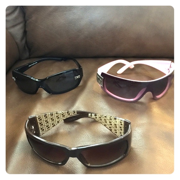 For Sale Separately!! Fun Sunglasses ❤️👍🏼👀☀️