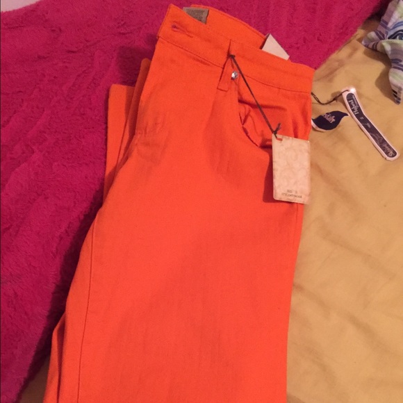 Colored denim jeans (juniors)