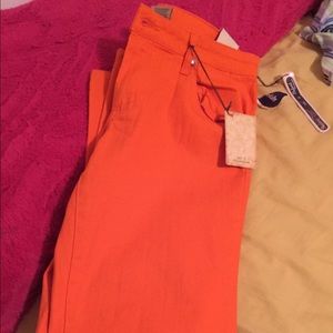 Colored denim jeans (juniors)