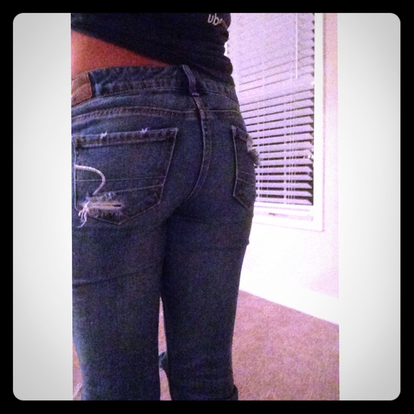 American Eagle ripped jeans