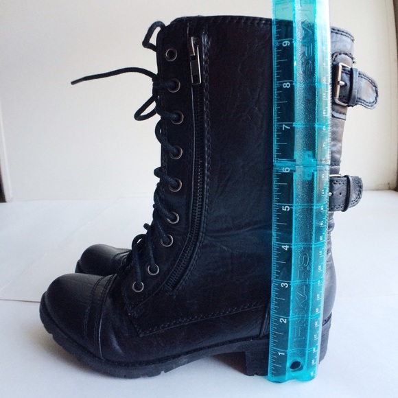 🚫🚫🚫SOLD🚫🚫🚫👢Black Combat Boots👢 - Picture 3 of 4