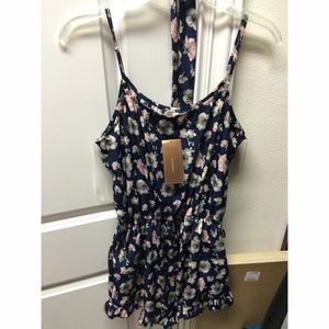 BNWT Francesca's floral romper