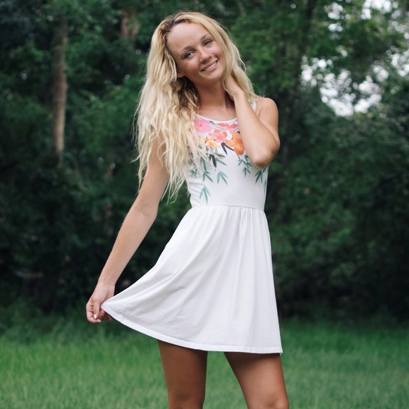 H&M Dresses & Skirts - Floral Sundress