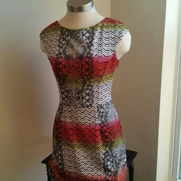 Maggy London Dresses & Skirts - MAGGY LONDON...GORGEOUS DRESS....NEW LISTING