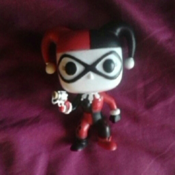 A Harley Quinn funko pop