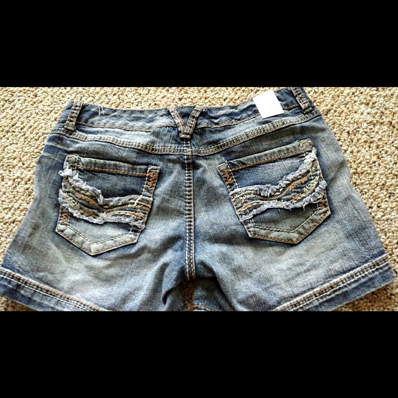 Maurices shorts size 3/4