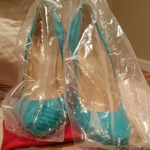 Christian Louboutin Ron Ron Pumps EUC