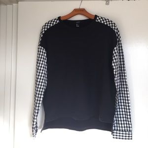 Black and white sweater