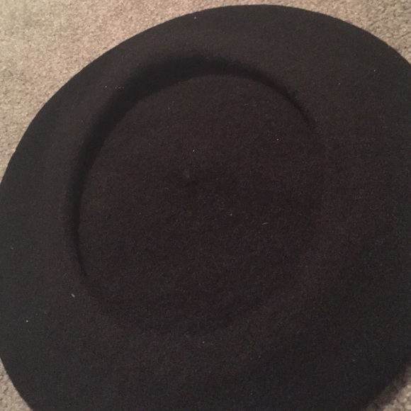 Hat - Picture 2 of 3