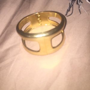 Gold costume jewelry bangle ! Forever 21