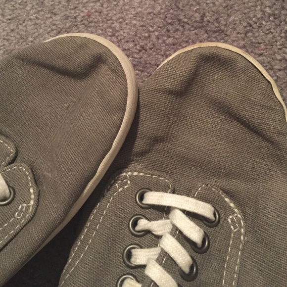 Van Shoes - Picture 4 of 4