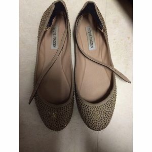 Steve Madden studded flats