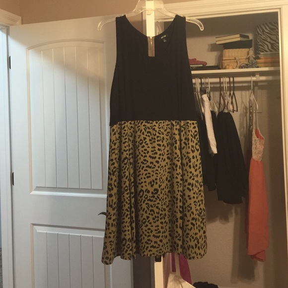 Cheetah print color block dress