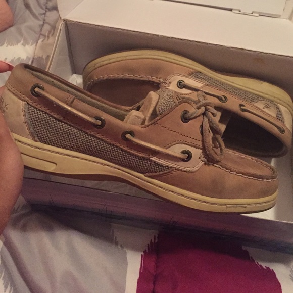 tan sperry shoes. in great condition.