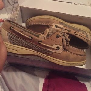 tan sperry shoes. in great condition.