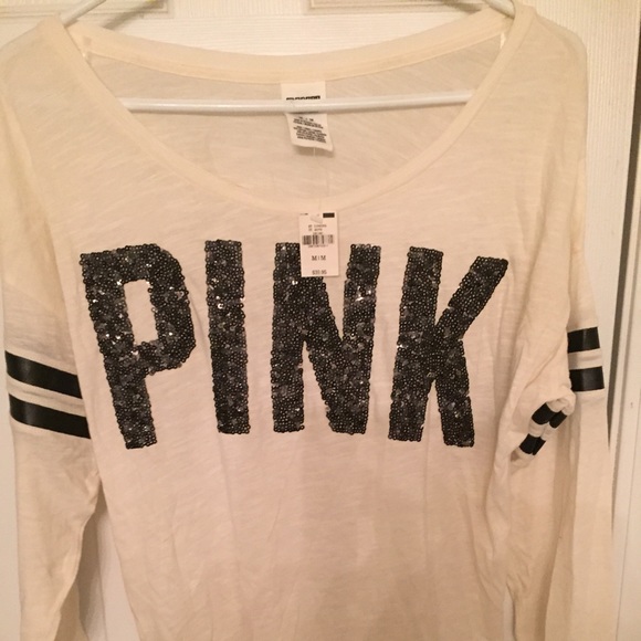👉SOLD👈NWT Victoria's Secret pink long tee