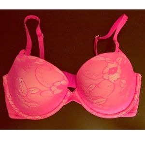 Pink Lace Victoria's Secret Bra NWOT