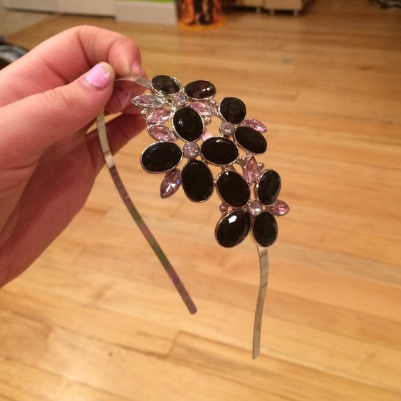 Headband - Picture 1 of 1