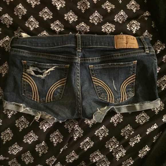 Shorts - Picture 2 of 2