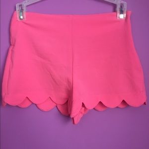 pink shorts