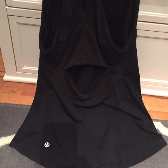 Black Lululemon Tank