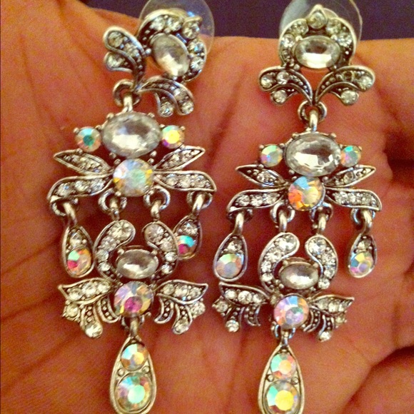 Elegant Rhinestone Earrings