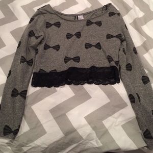long sleeved lace crop top