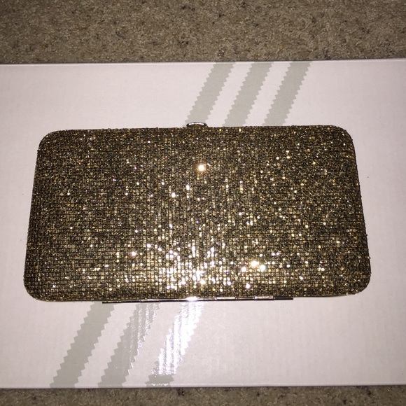 Gold sparkly wallet✨