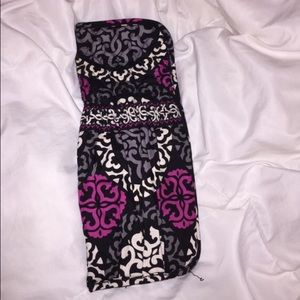 Vera straightener holder