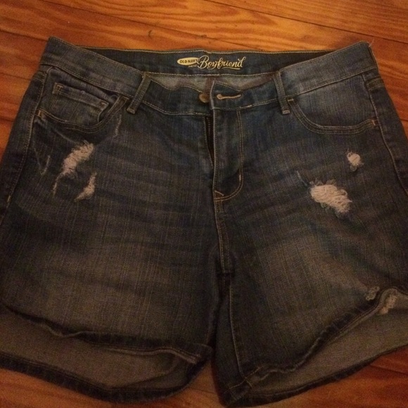 Old navy boyfriend Jean shorts