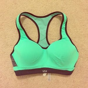 Victoria's Secret Incredible Sports Bra