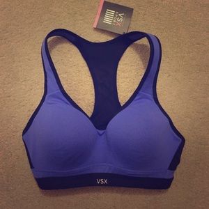 NWT Victoria's Secret Incredible Sports Bra