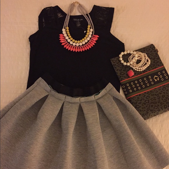 Connection 18 Dresses & Skirts - 🎉2xHP Summer to Fall  /Gray Pleated Skater Skirt
