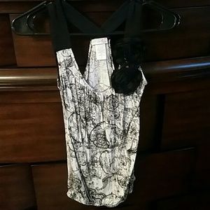 Body Central black & white top - small