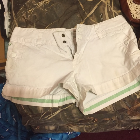 American eagle shorts.