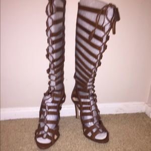 Authentic Vince Camuto Lace-Up Gladiator Sandals