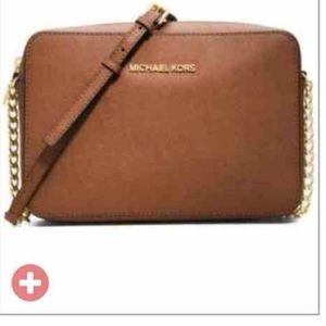 Michael kors crossbody