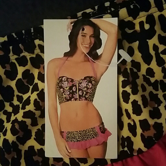 HOLD Body Rage Swim Suit NWT XL fits like M/L - Picture 2 of 3