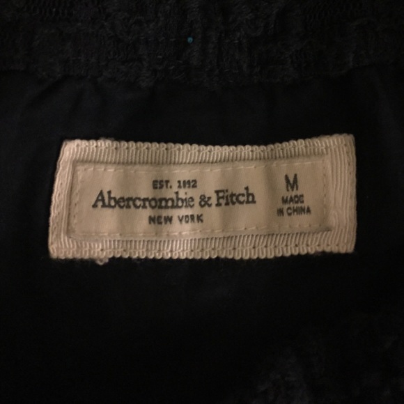 💙 Navy Floral Skirt 💙 - Picture 3 of 3