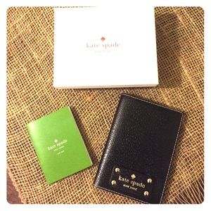 NWOT Kate Spade Passport Holder