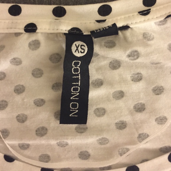 🌹 Polka dot Crop Top 🌹 - Picture 2 of 2